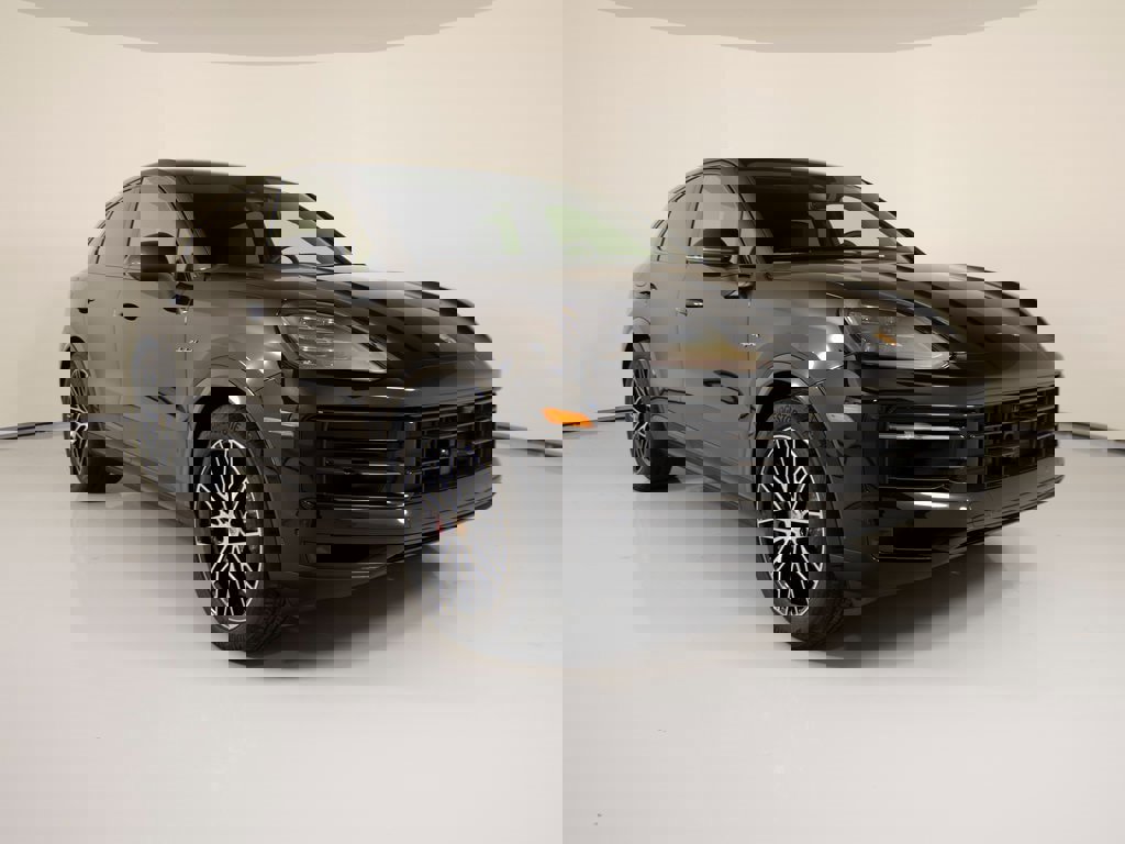New 2026 Porsche Cayenne S image 11