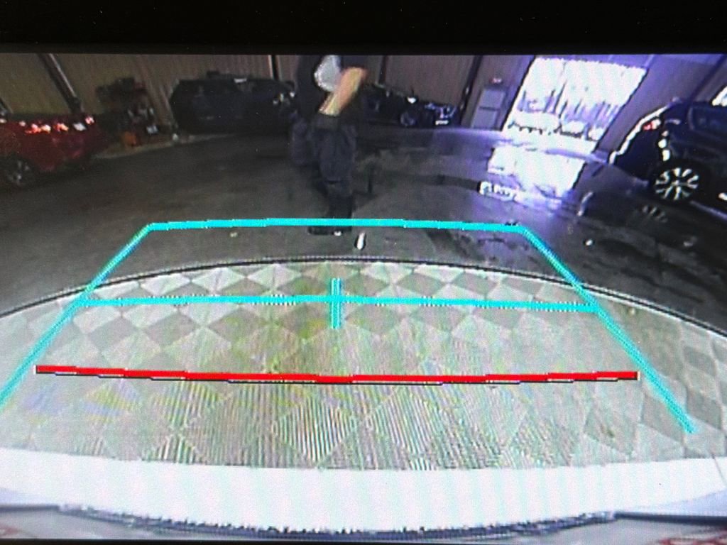 Used 2023 Toyota Camry SE image 29