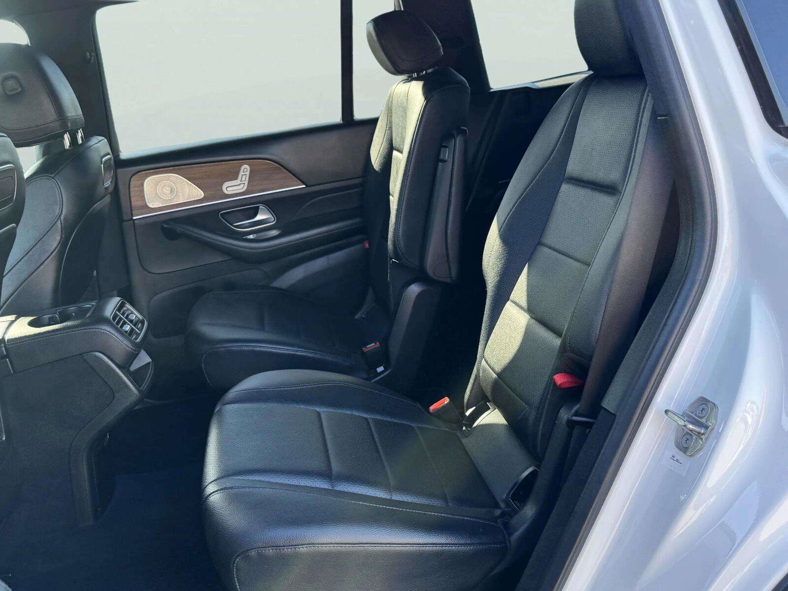 Used 2020 Mercedes-Benz GLS 450 4MATIC image 29