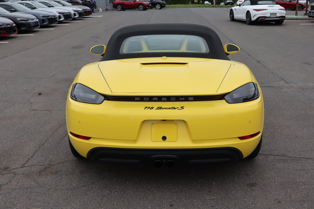 Used 2023 Porsche 718 Boxster S RWD image 7