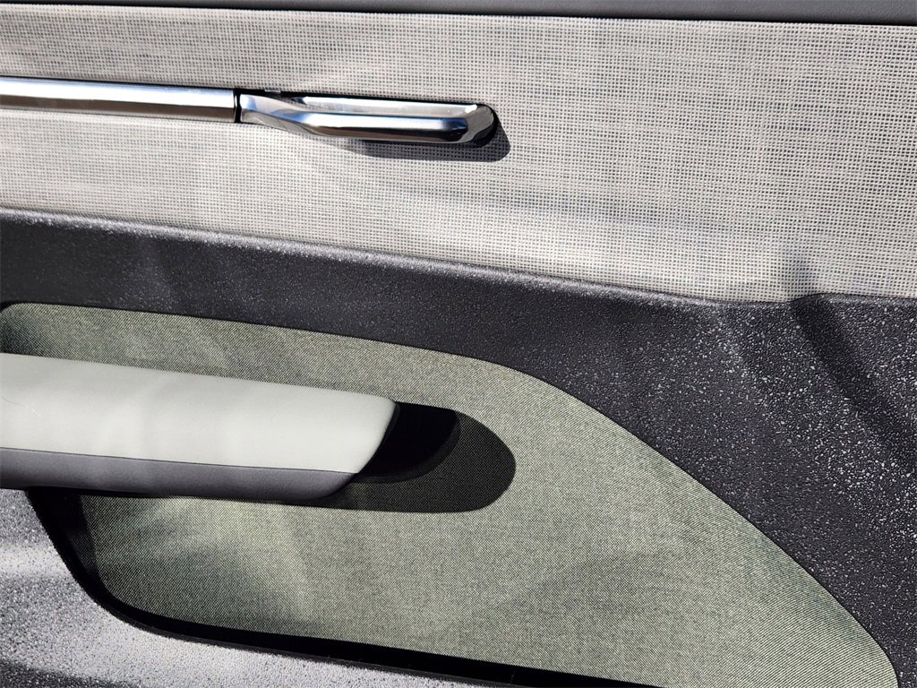 New 2026 Volvo EX30 Plus image 3