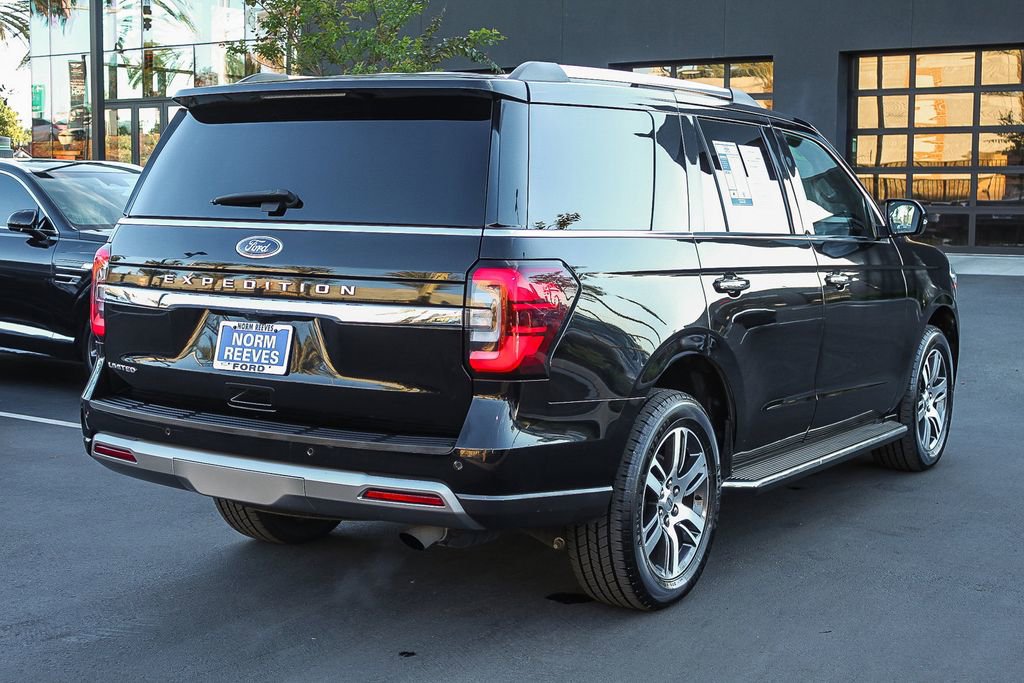 Used 2023 Ford Expedition Limited RWD image 7