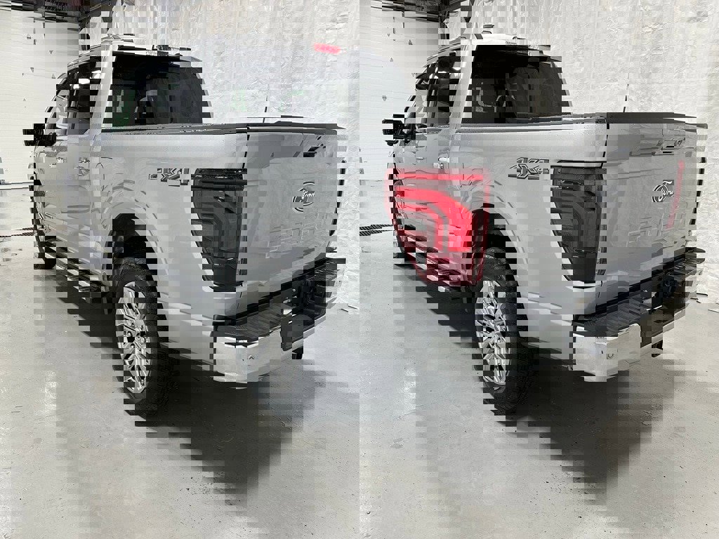 Used 2025 Ford F150 Lariat w/ Equipment Group 501A Mid image 5