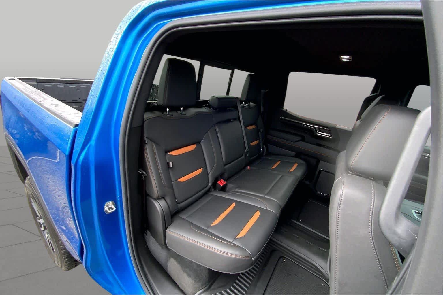 Used 2022 GMC Sierra 1500 AT4 w/ AT4 Premium Package AWD/4WD image 19