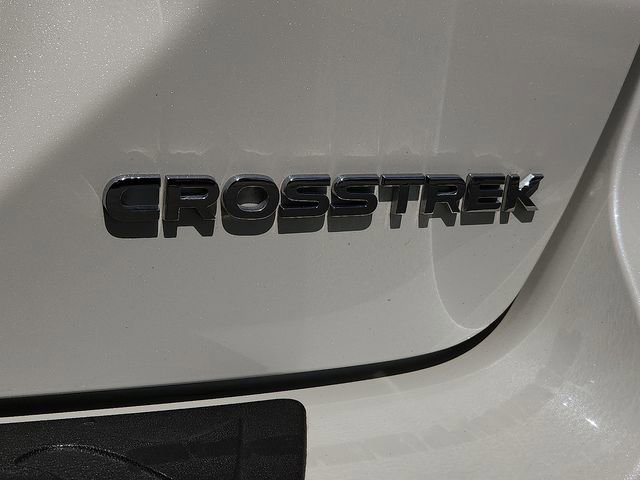 Certified 2025 Subaru Crosstrek 2.0i image 9