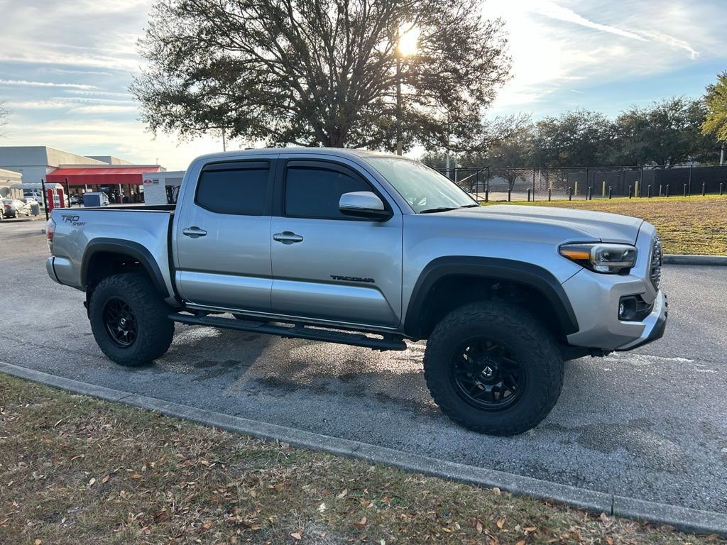 Used 2022 Toyota Tacoma TRD Off-Road w/ Technology Package image 7