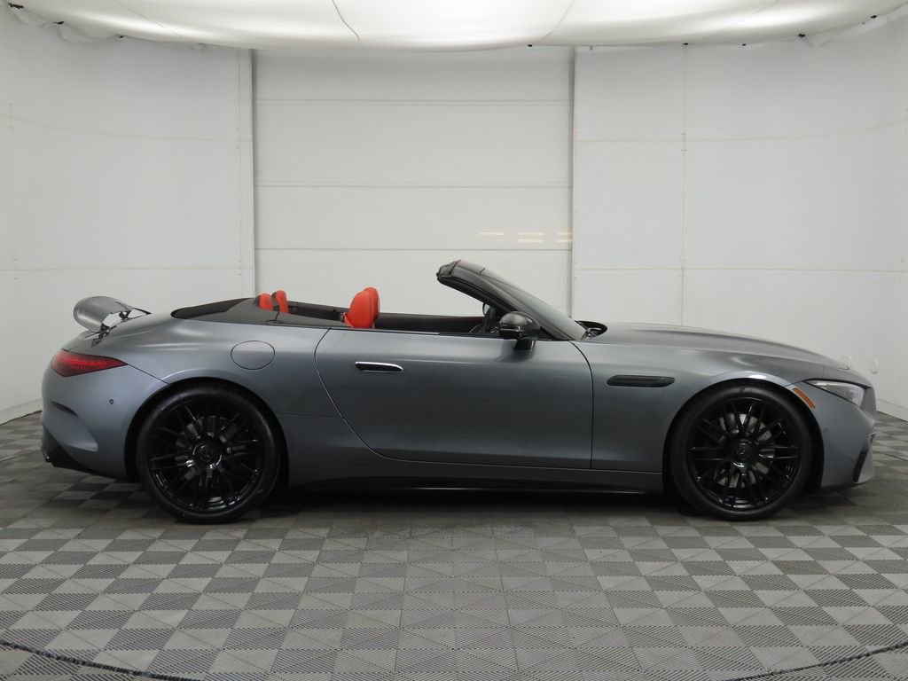 Used 2022 Mercedes-Benz SL 55 AMG 4MATIC image 4