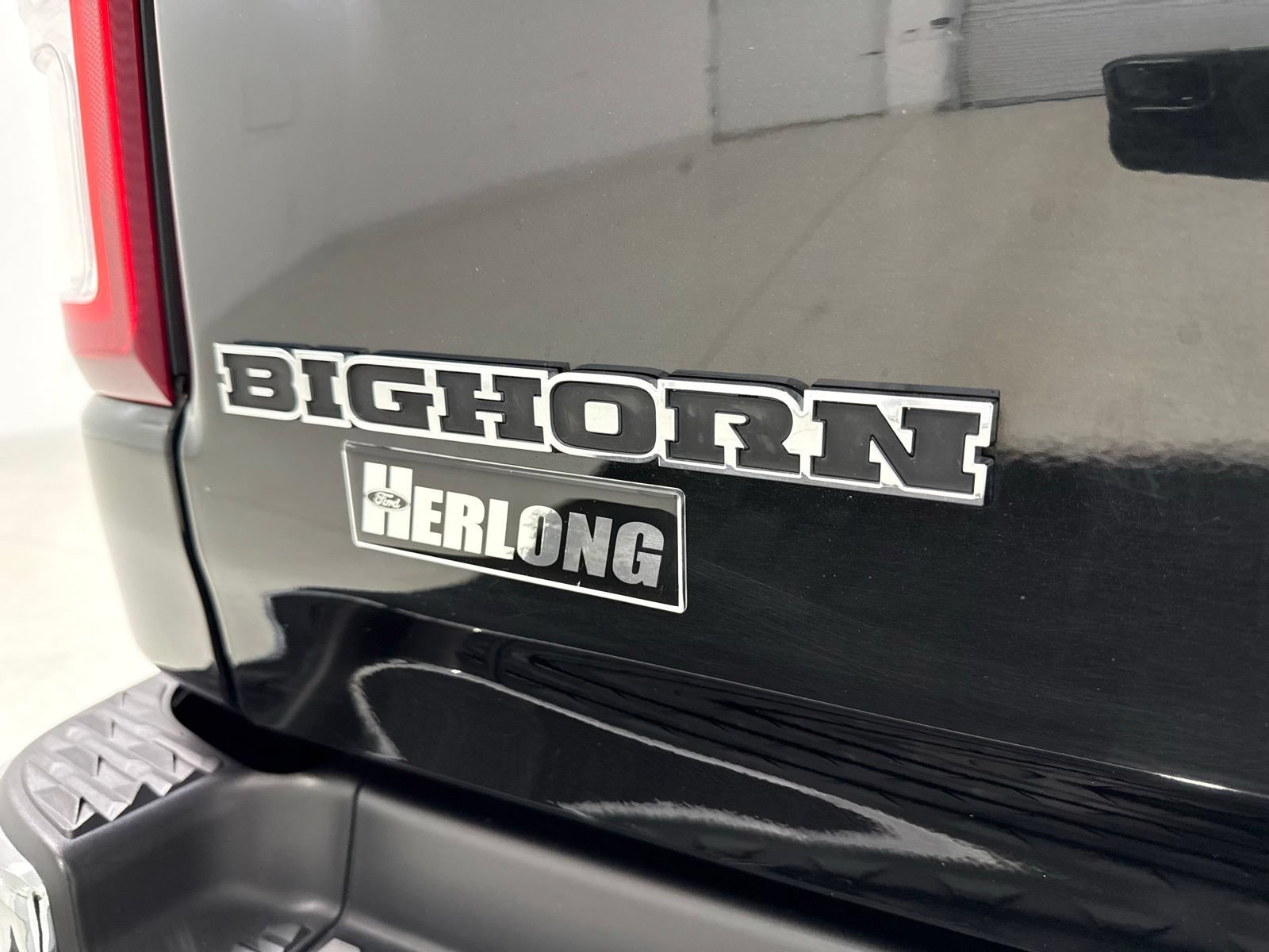 Used 2022 RAM 1500 Big Horn AWD/4WD image 9