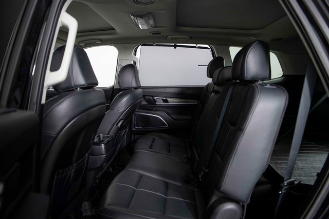 Used 2022 Kia Telluride SX image 11