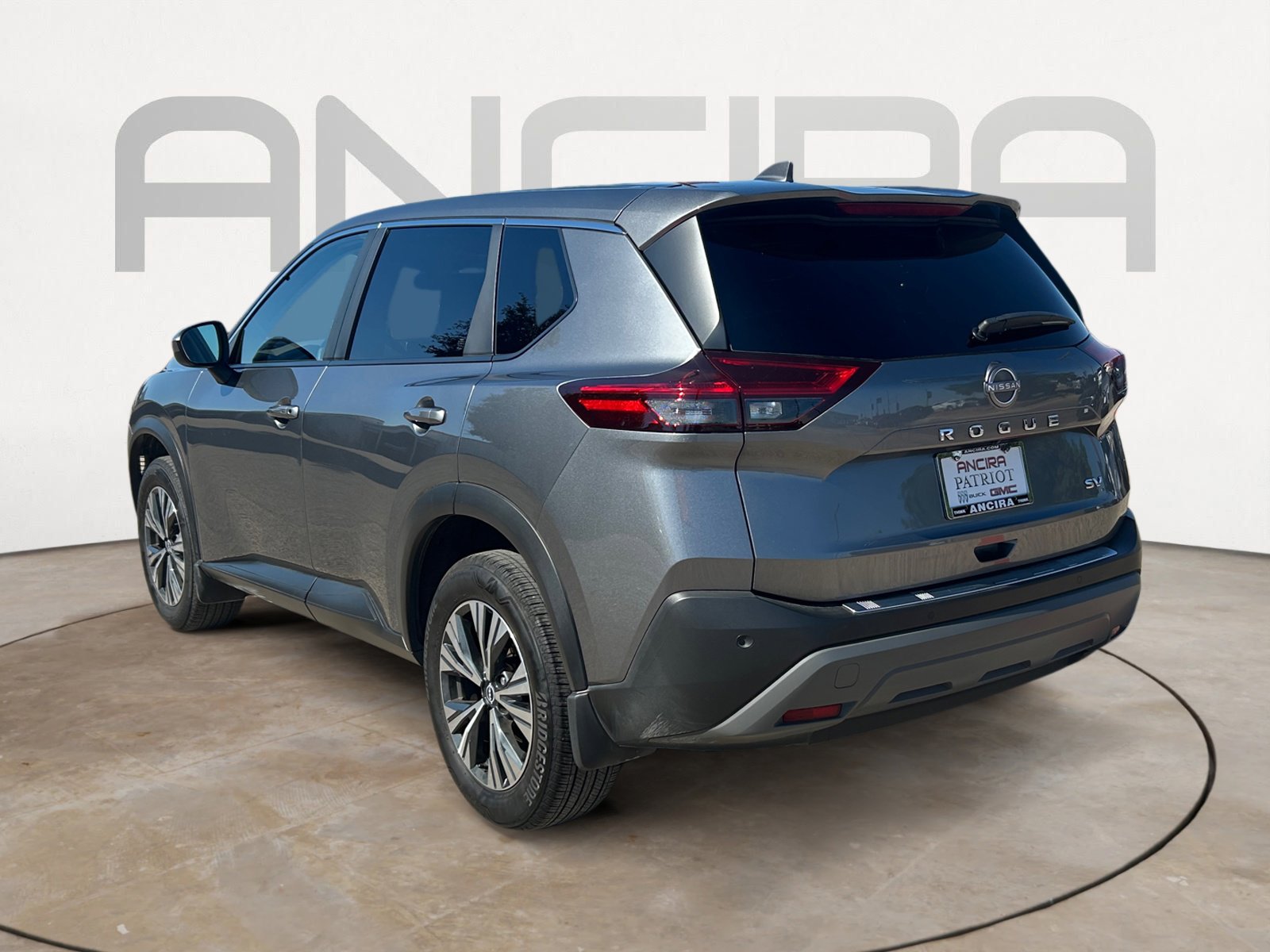 Used 2023 Nissan Rogue SV image 8