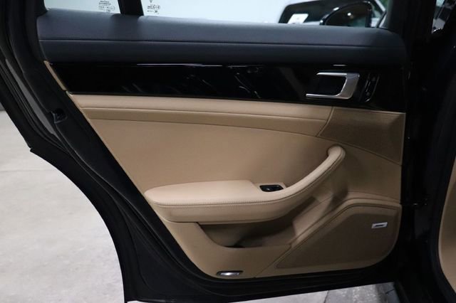 Used 2020 Porsche Panamera Edition image 14