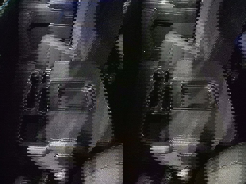 Used 2024 GMC Sierra 1500 Elevation image 30