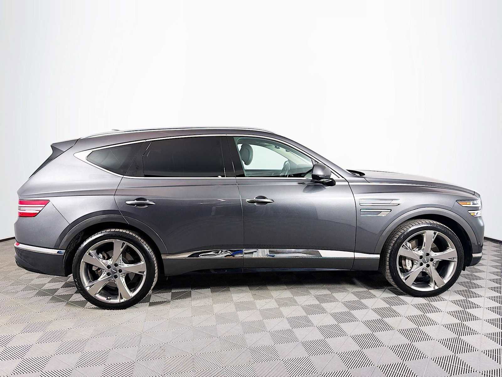 Used 2023 Genesis GV80 3.5T w/ Prestige Package AWD/4WD image 4