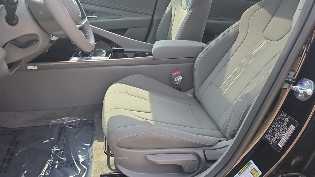 New 2026 Hyundai Elantra SEL Sport Premium FWD image 14