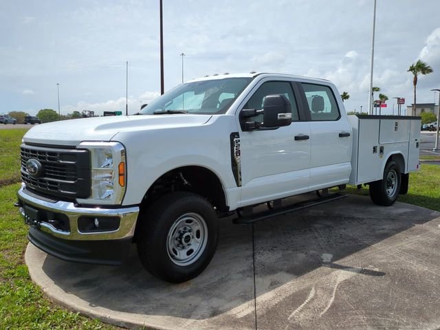 New 2026 Ford F250 XL w/ XL Chrome Package AWD/4WD image 9