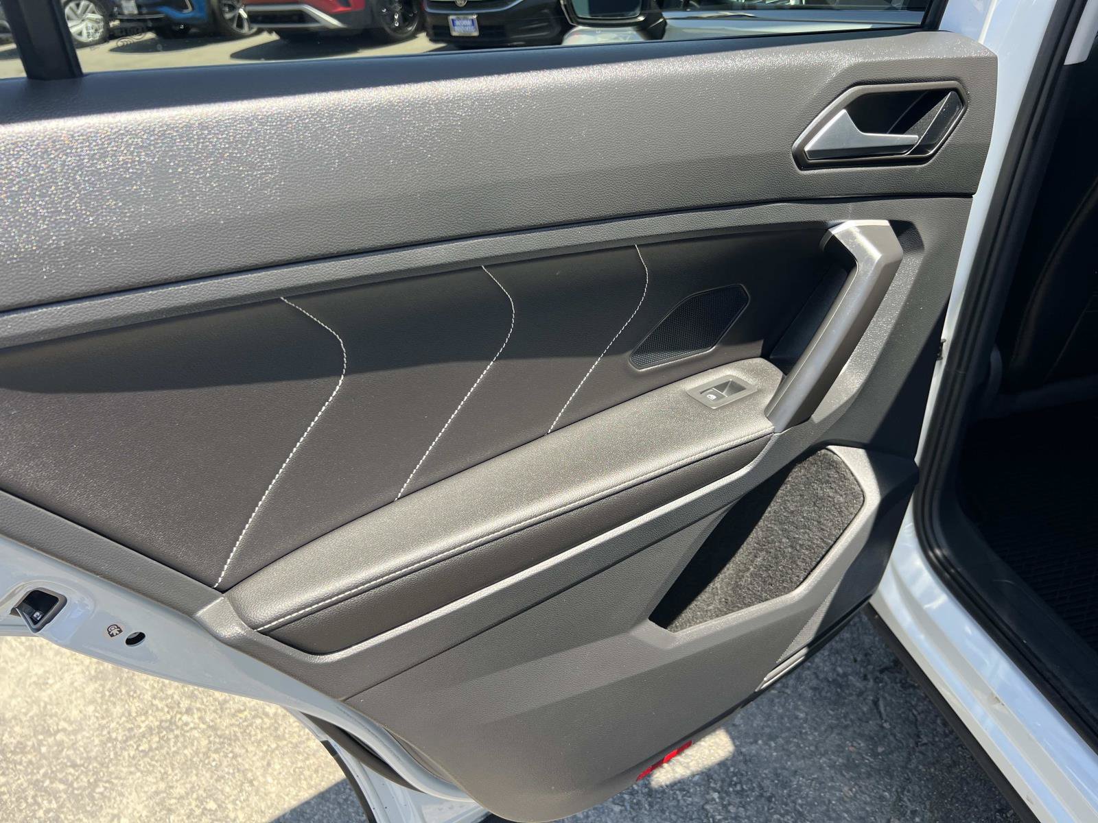 Certified 2023 Volkswagen Tiguan SE FWD image 19