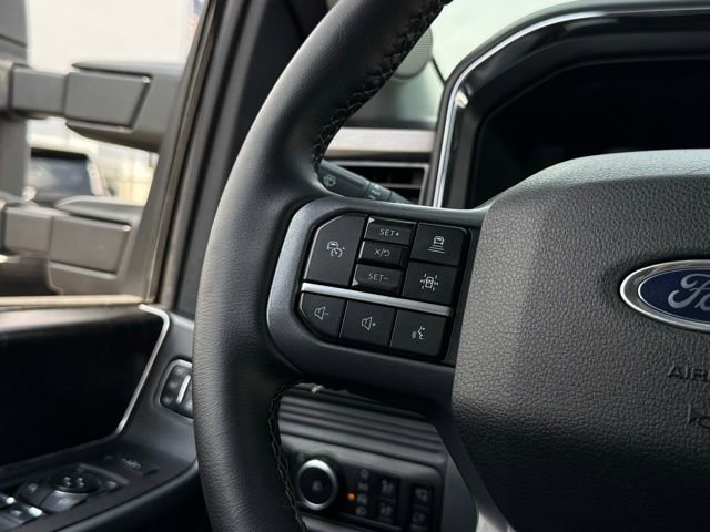 Used 2026 Ford F250 Lariat w/ Lariat Ultimate Package AWD/4WD image 13
