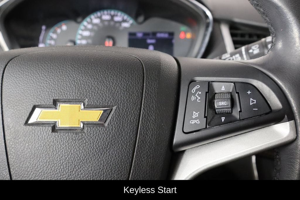 Used 2020 Chevrolet Trax LT FWD image 10