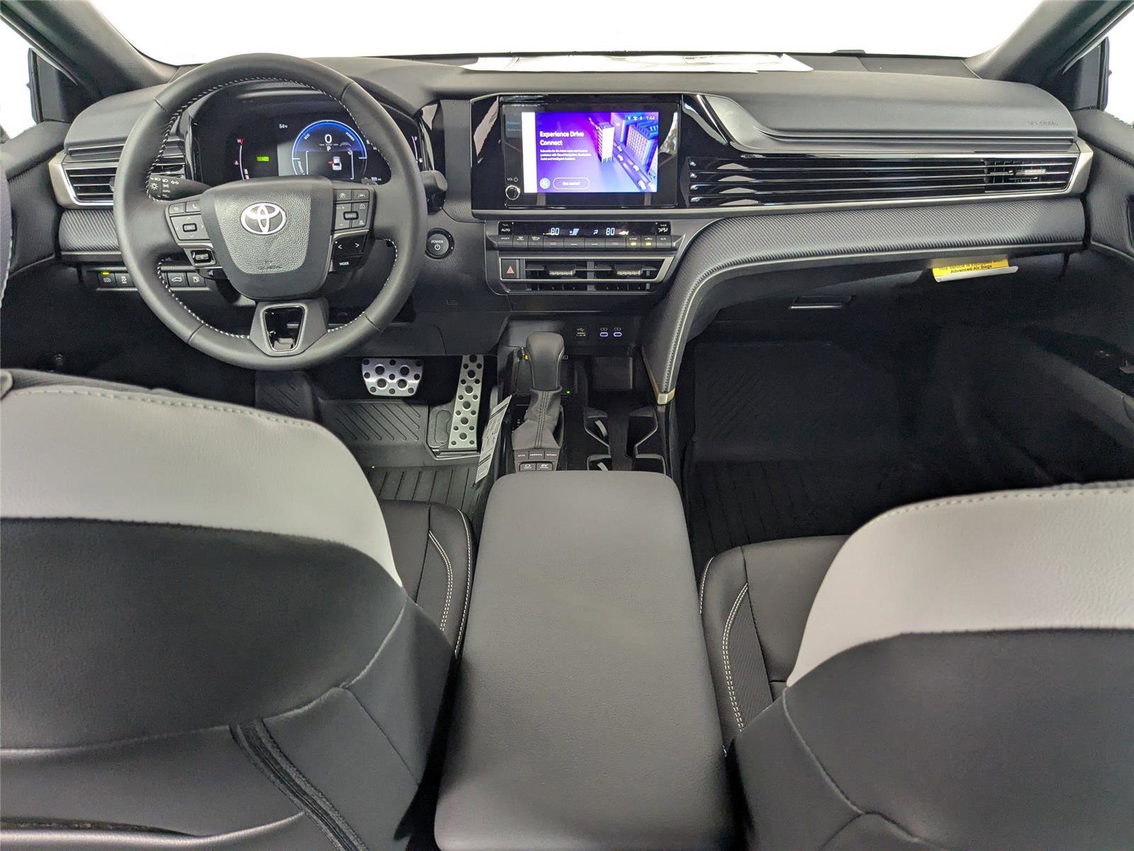 New 2026 Toyota Camry SE image 7