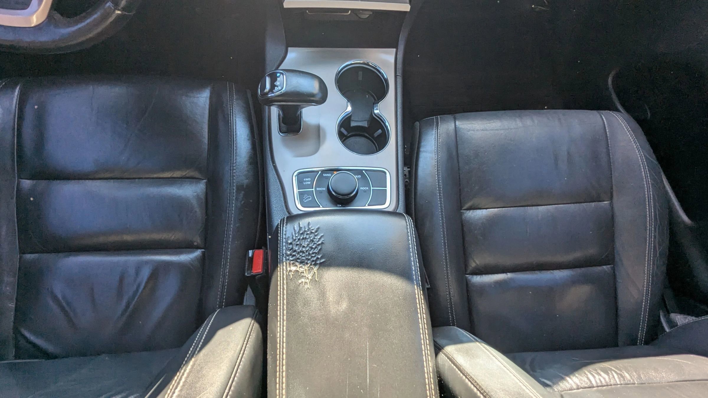 Used 2014 Jeep Grand Cherokee Limited AWD/4WD image 17