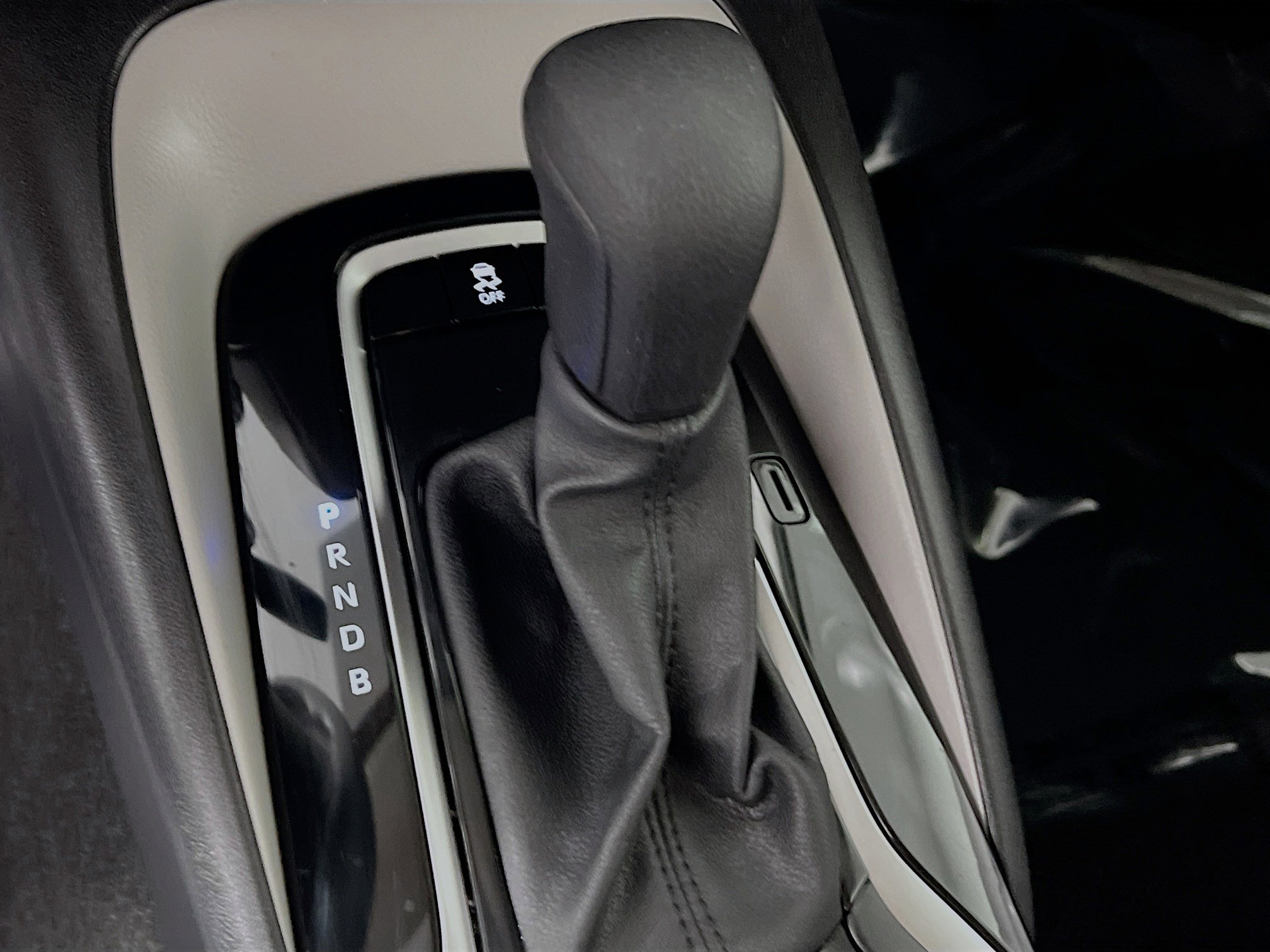 Used 2024 Toyota Corolla LE image 24