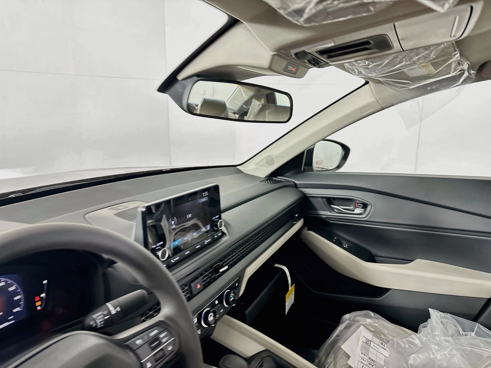 Certified 2024 Honda Accord EX image 15