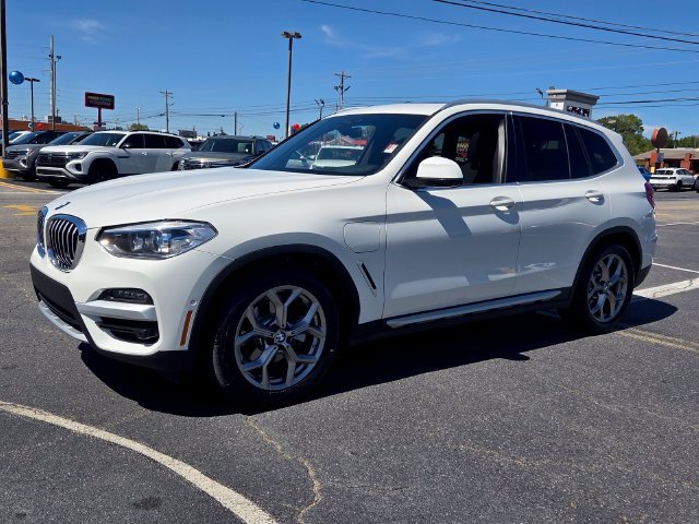 Used 2021 BMW X3 xDrive30e w/ Premium Package AWD/4WD image 3