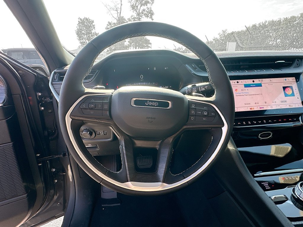 New 2026 Jeep Grand Cherokee L 4WD image 15