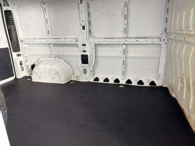 Used 2022 RAM ProMaster 2500 w/ Driver Convenience Group FWD image 14