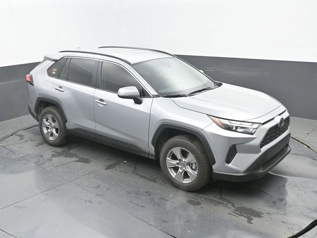 Used 2025 Toyota RAV4 XLE image 27