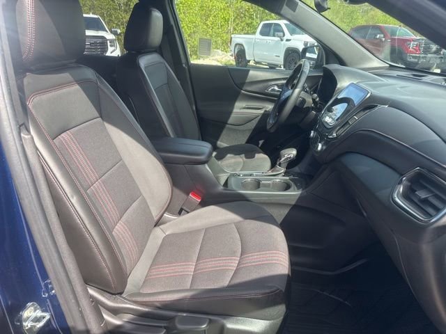 Used 2022 Chevrolet Equinox RS w/ Infotainment Package AWD/4WD image 39