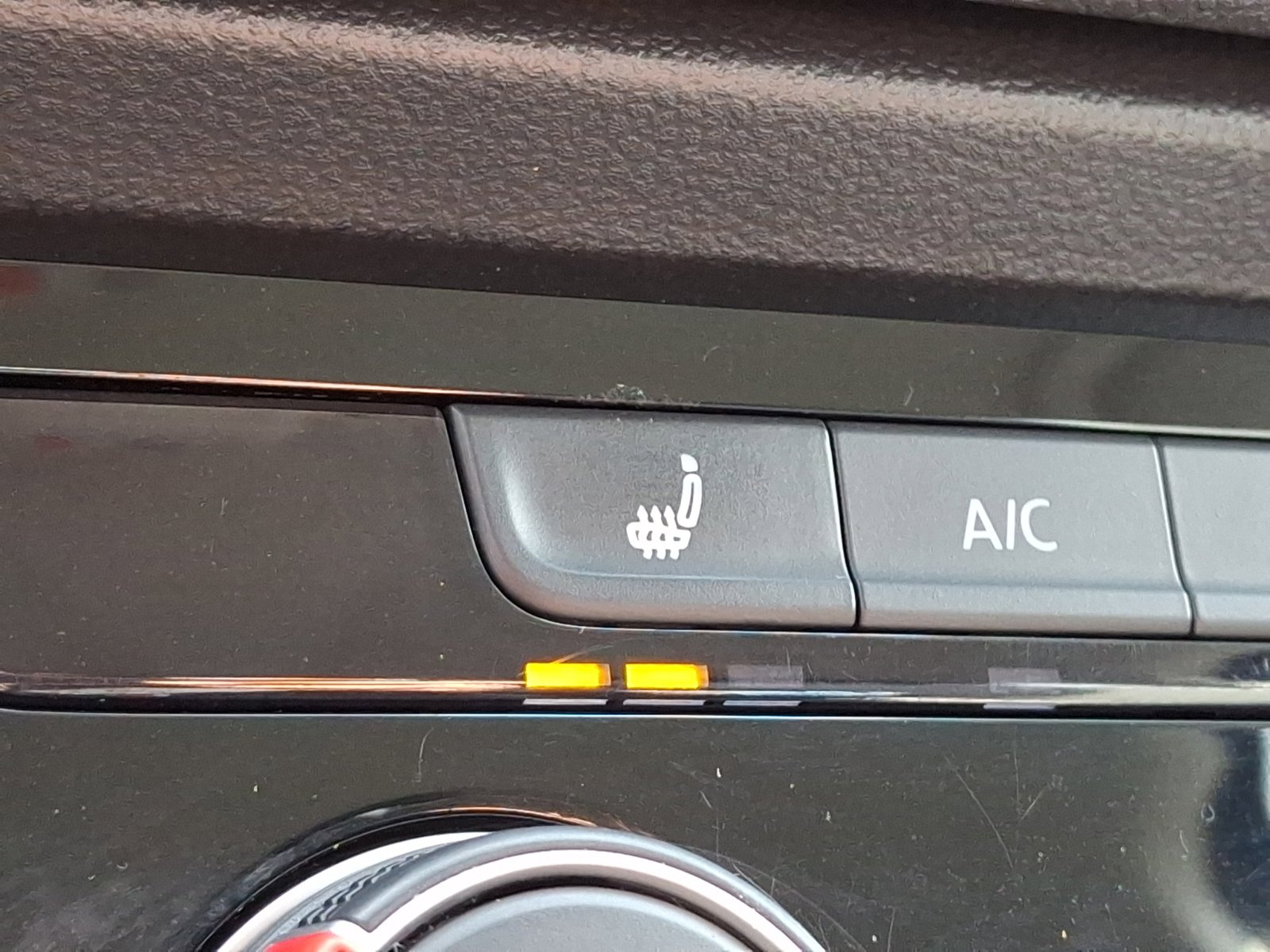 Certified 2023 Volkswagen Taos S w/ Driver Assistance Package image 25