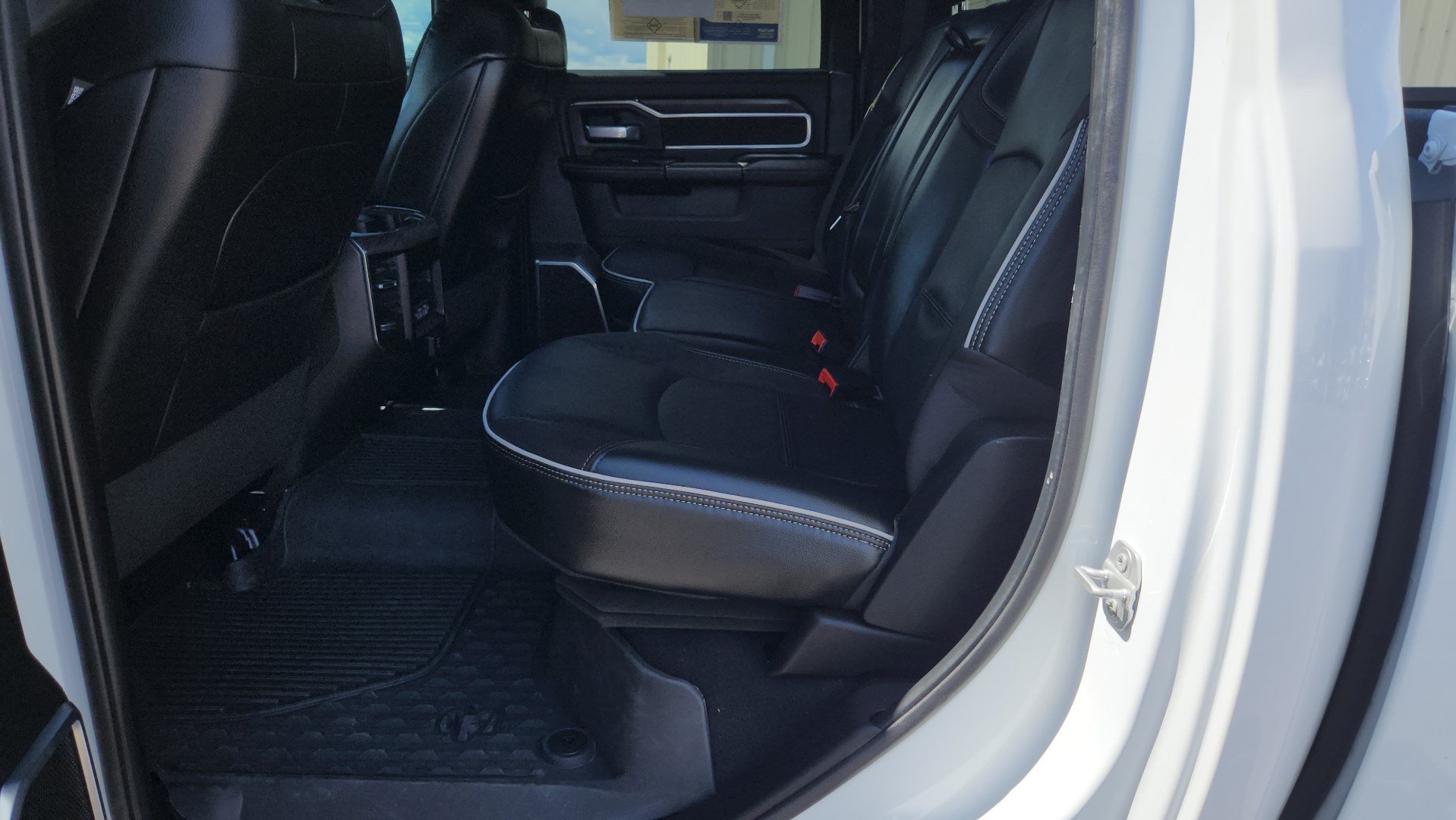 Used 2026 RAM 2500 Laramie w/ Night Edition AWD/4WD image 21