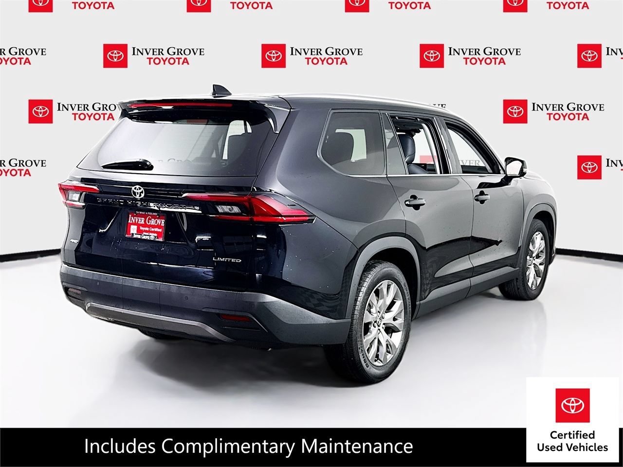 Certified 2025 Toyota Grand Highlander AWD image 5