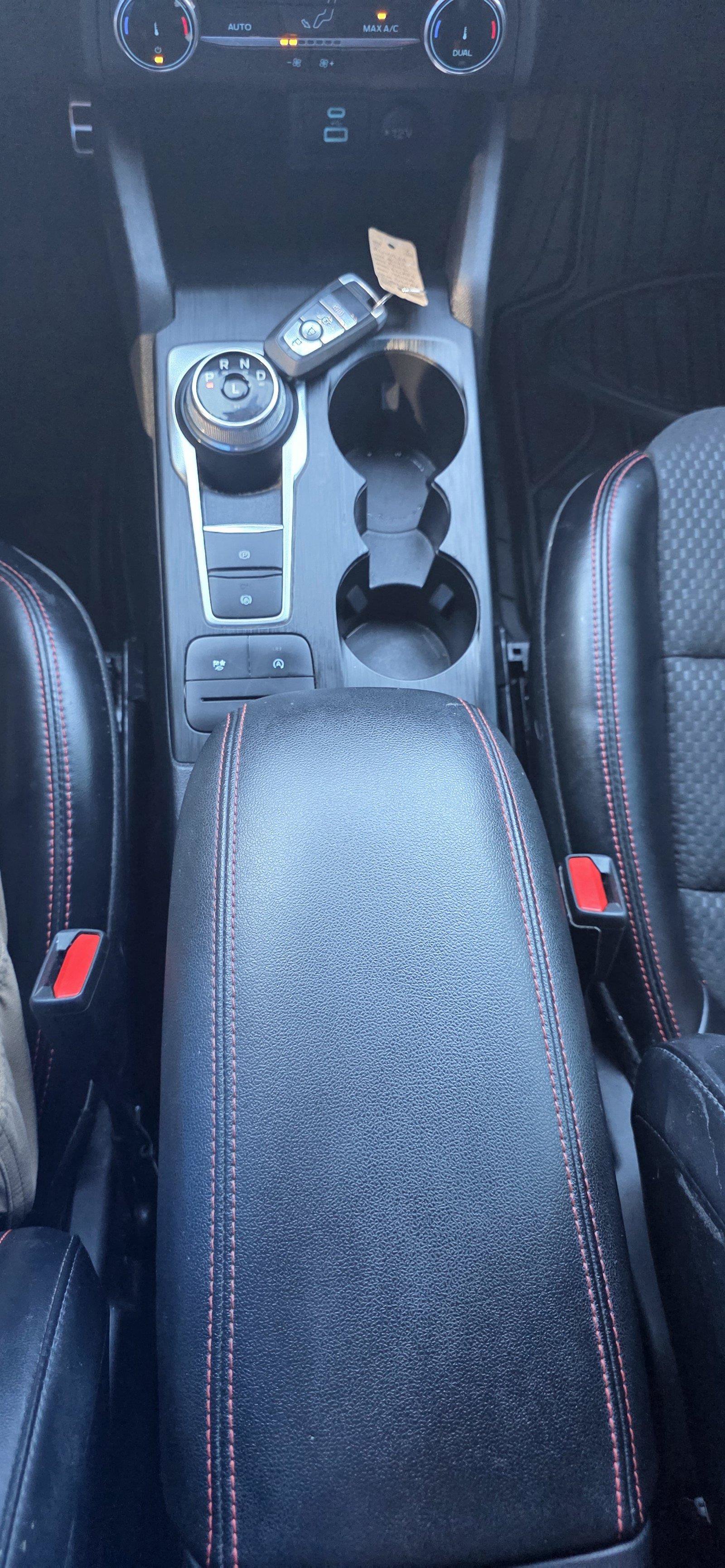 Used 2023 Ford Escape ST-Line FWD image 17