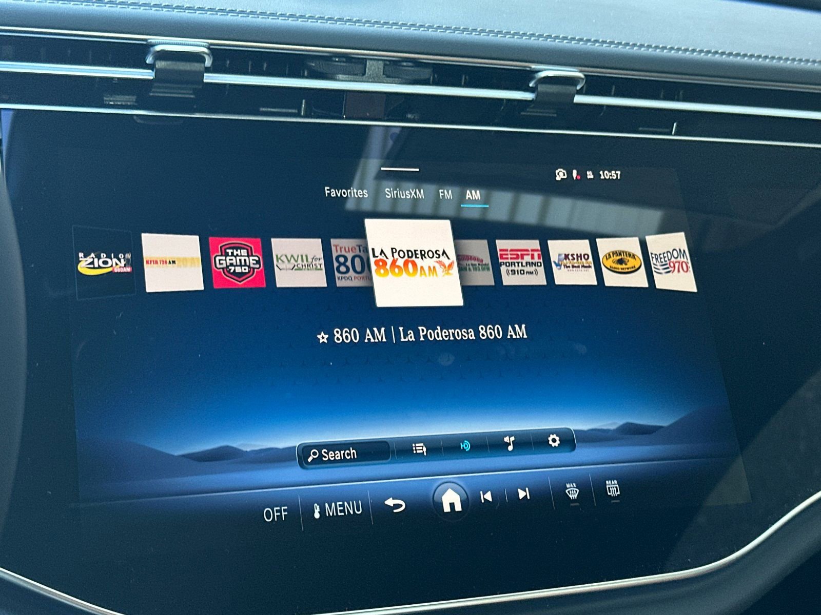 New 2026 Mercedes-Benz E 350 4MATIC Sedan image 18