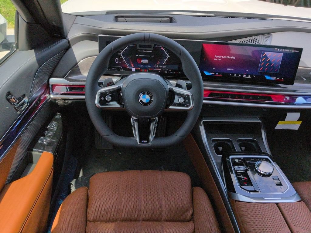 New 2026 BMW 740i xDrive AWD/4WD image 15