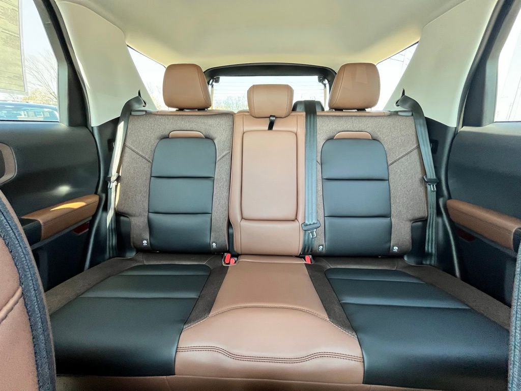 New 2026 Ford Bronco Sport Outer Banks image 14