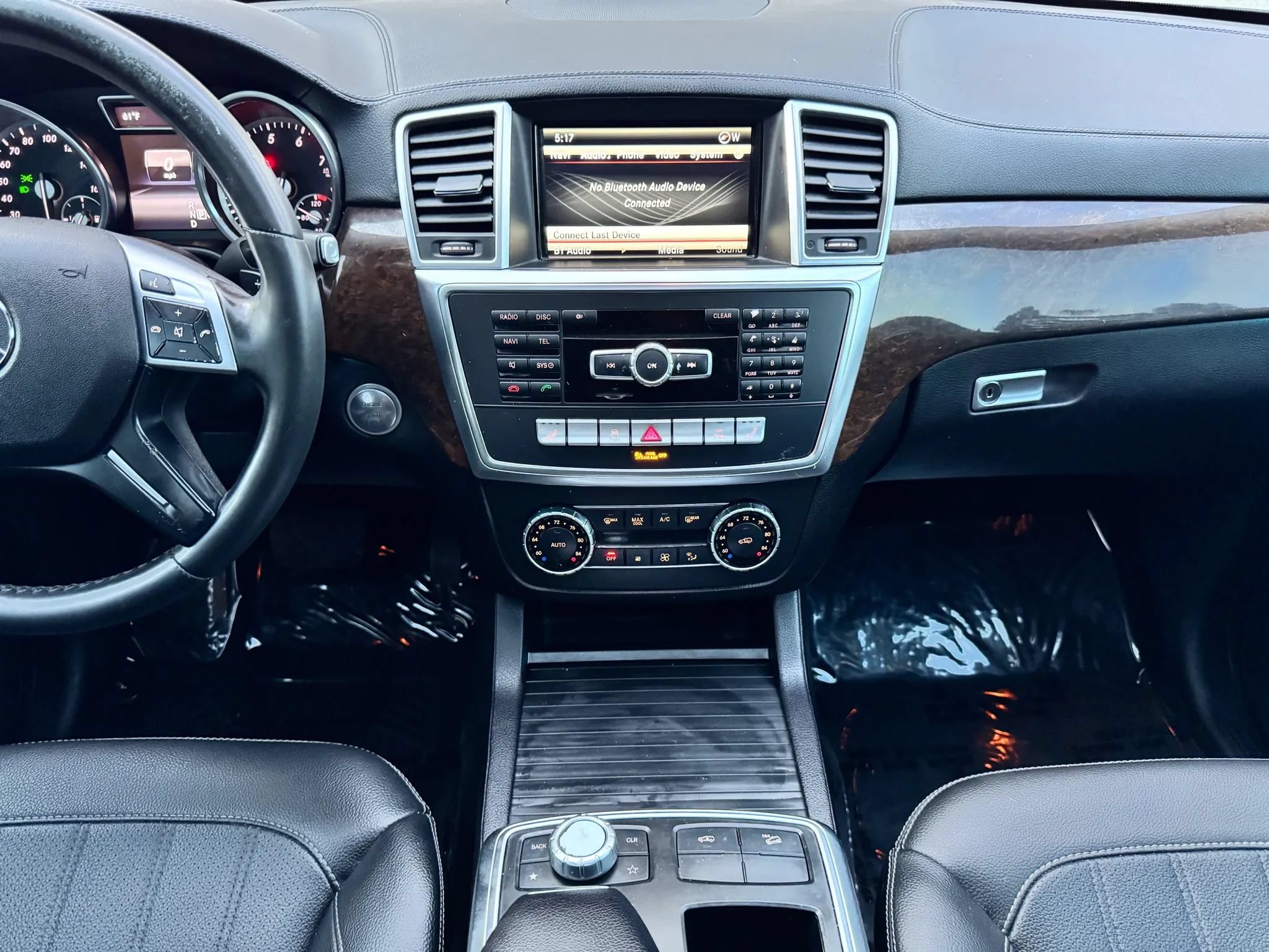 Used 2014 Mercedes-Benz GL 450 4MATIC image 30