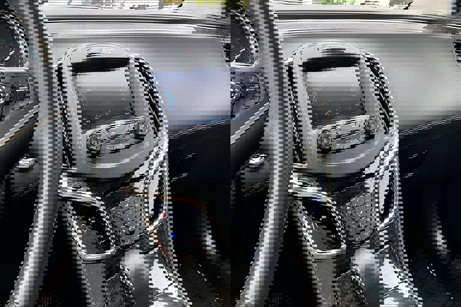 Used 2015 Buick LaCrosse Leather image 6