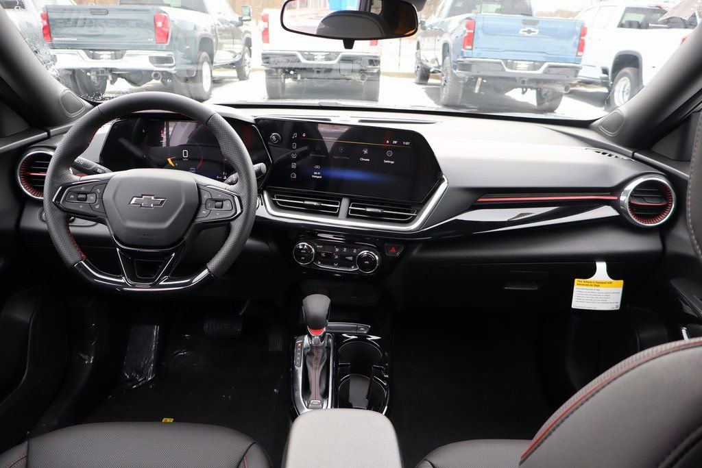 New 2026 Chevrolet Trax RS w/ Sunroof Package image 22