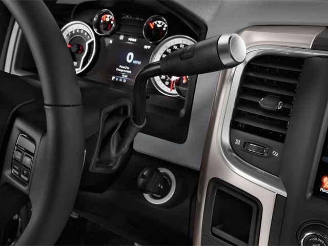 Used 2017 RAM 1500 Classic SLT RWD image 9