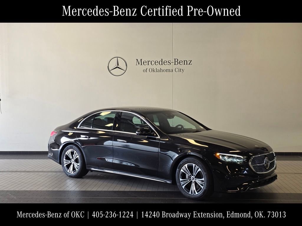Used 2025 Mercedes-Benz E 350 4MATIC Sedan image 3