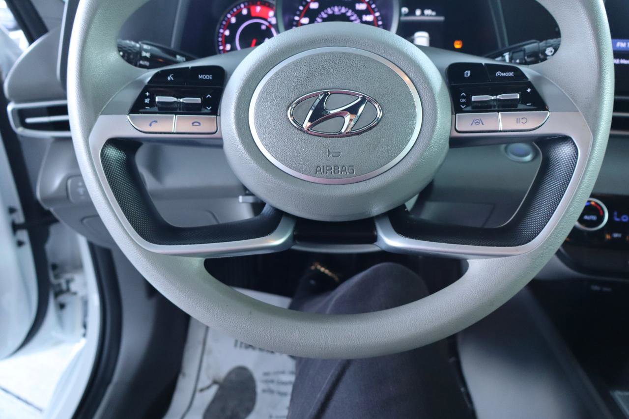 Used 2021 Hyundai Elantra SEL FWD image 21