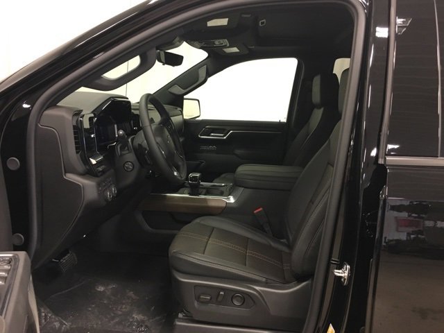 New 2026 Chevrolet Silverado 1500 High Country w/ Midnight Edition image 20