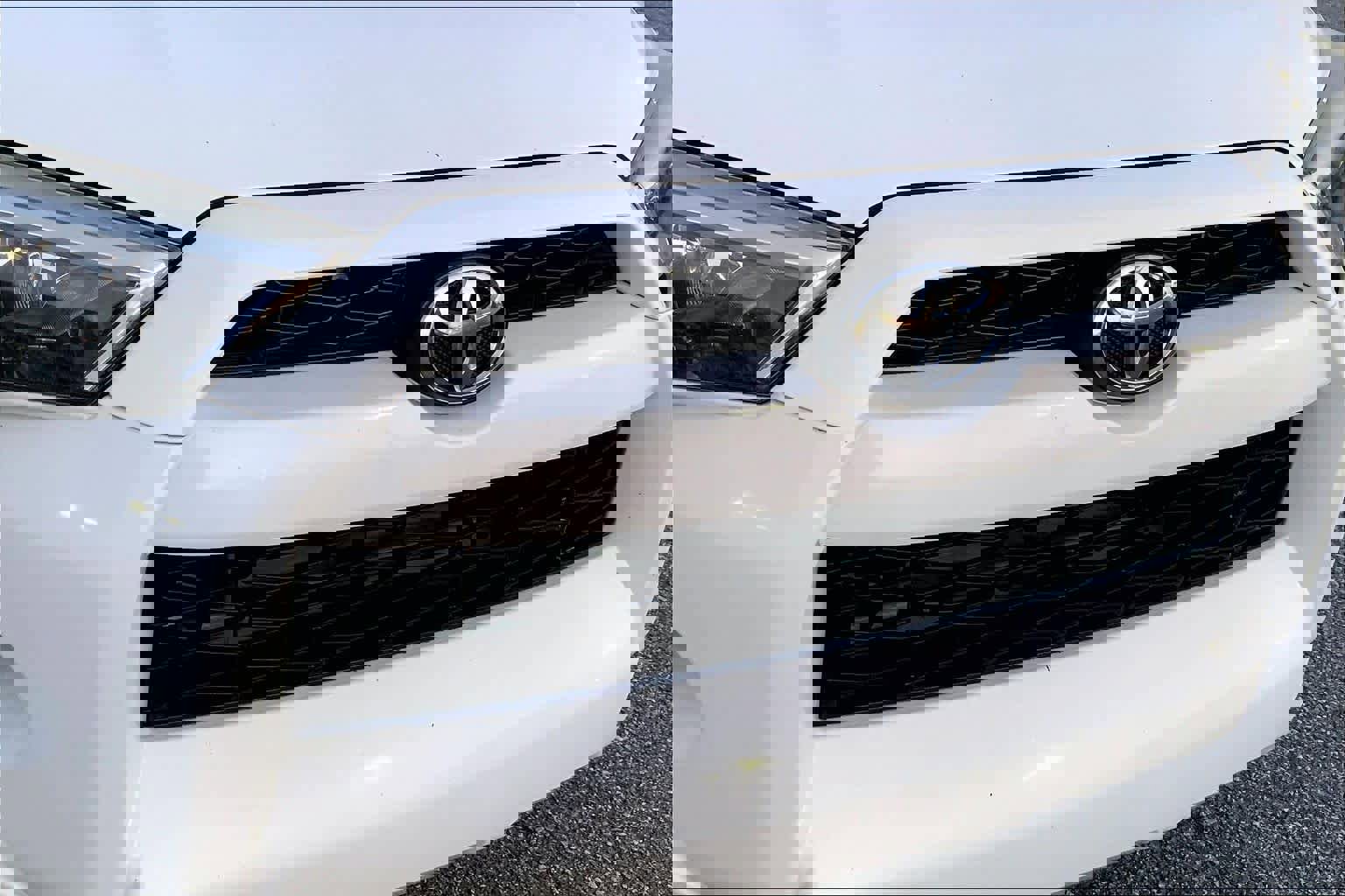 Used 2017 Toyota 4Runner SR5 Premium RWD image 29