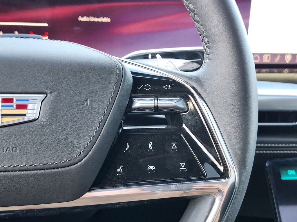 Certified 2026 Cadillac Escalade Platinum Sport w/ LPO, Floor Liner Package image 31