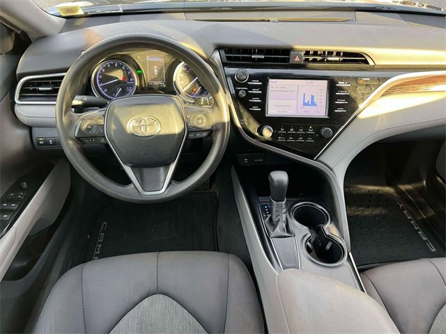 Used 2018 Toyota Camry LE image 12