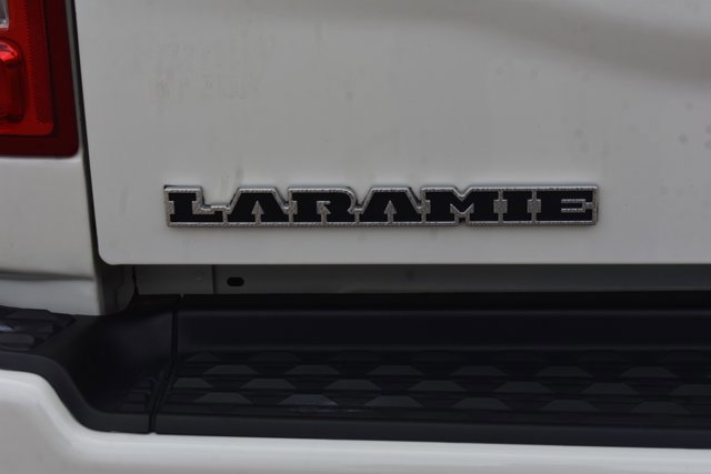 Used 2024 RAM 3500 Laramie AWD/4WD image 7