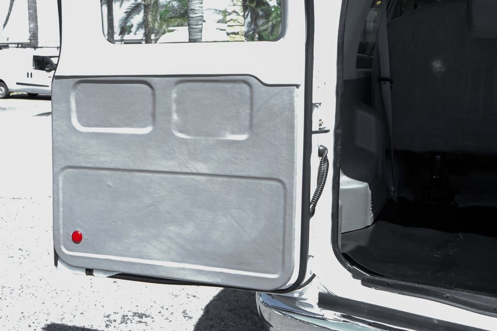 Used 2014 Ford E-350 and Econoline 350 XLT RWD image 9